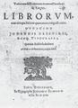 Aukční katalog Jana Elzeviera s prosvítající sazbou (Leyden 1659). Elzevier, Jan: Variorum & rariorum … librorum … officinae Johannis Elsevirii, … quorum auctio habebitur 1659 stylo novo (Leyden, Jan Elzevier 1659). Titulní strana katalogu s tiskařovým signetem a prosvítajícím rejstříkem (na líci listu je viditelná sazba z rubové strany). Královská kanonie premonstrátů na Strahově – Strahovská knihovna (Praha), sign. ER XIII 38/2.